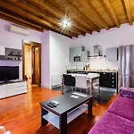 Apartament Con Patio Junto A La Catedral By Ap *