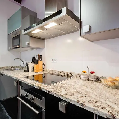 Con Patio Junto A La Catedral By Ap