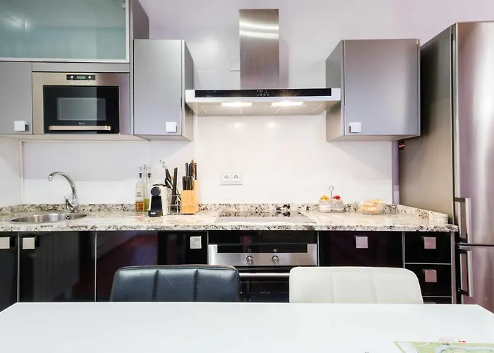 Con Patio Junto A La Catedral By Ap