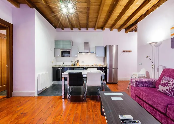 Con Patio Junto A La Catedral By Ap Toledo