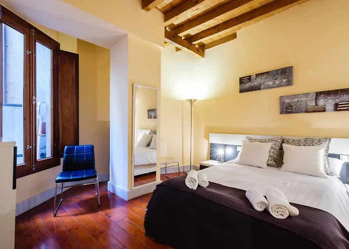 Con Patio Junto A La Catedral By Ap * Toledo